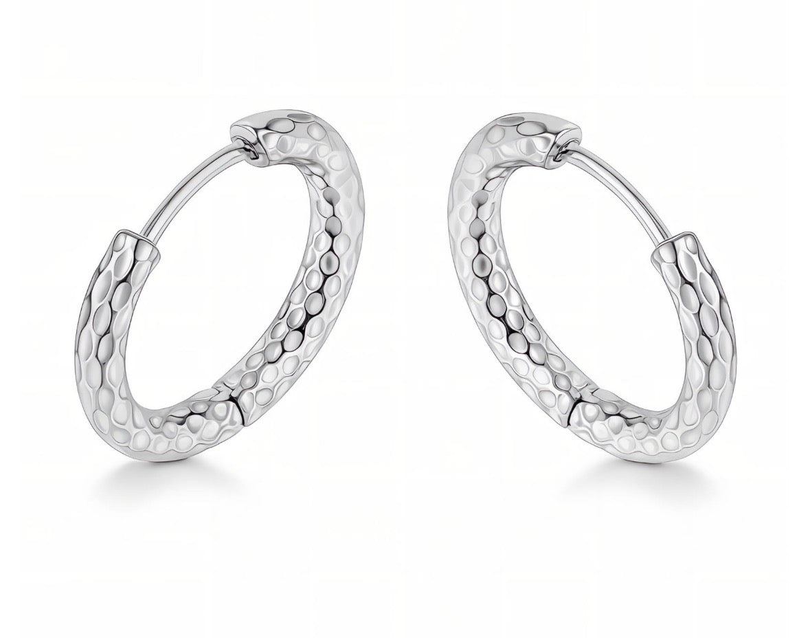 Stainless Steel Hammered Hoop Earrings (Silver)