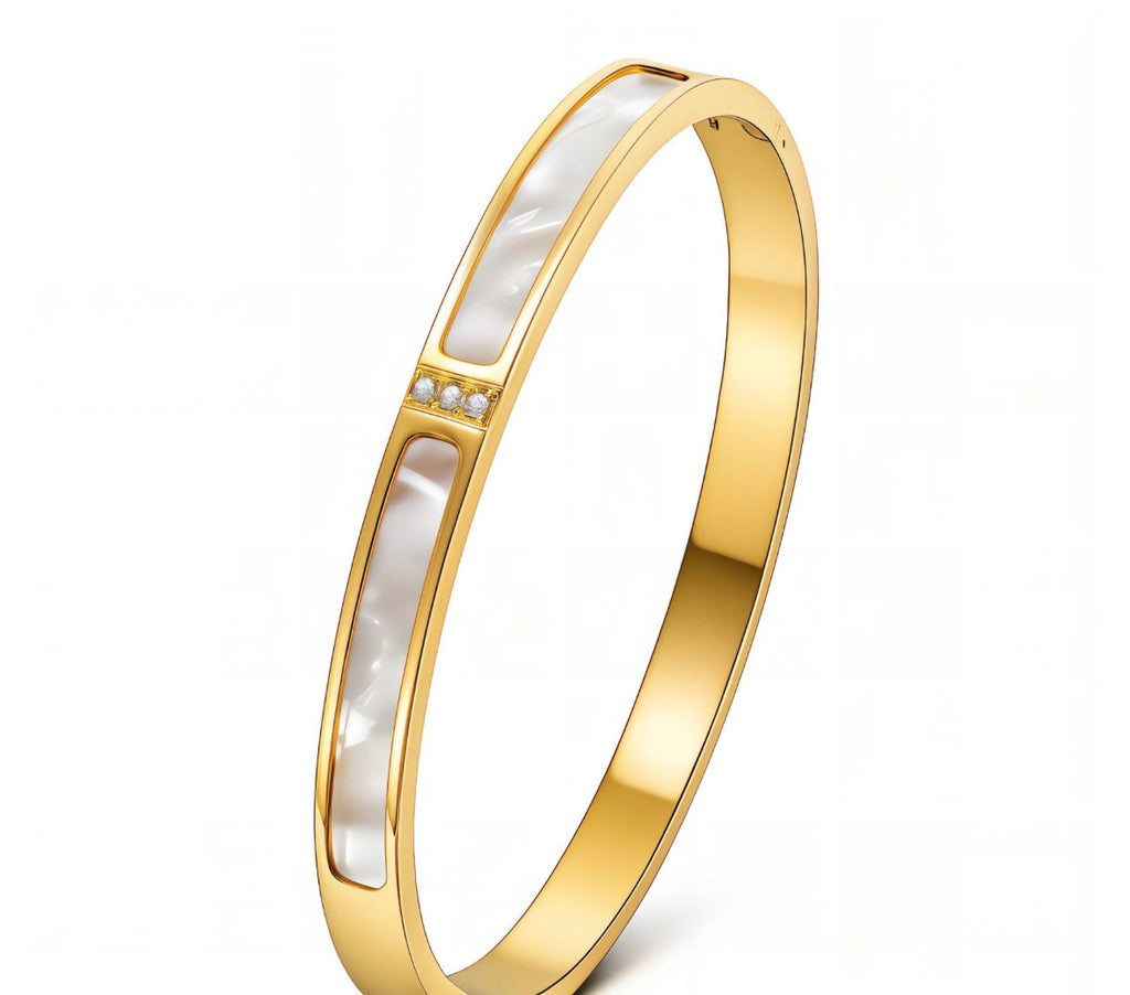 Classic Pearl Panel Bangle – 18K Gold Plated