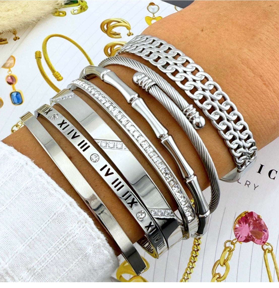 Classic Stainless Steel Bangle Bracelet (Silver)